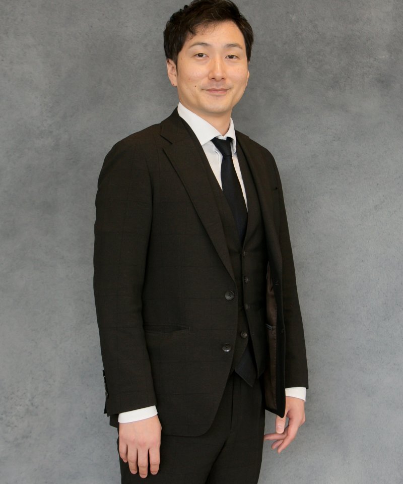 ひとに感謝されることが
多いシゴト。
それが不動産の営業です。
